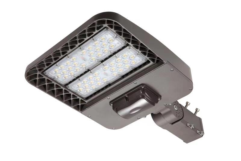 Led shoebox light 