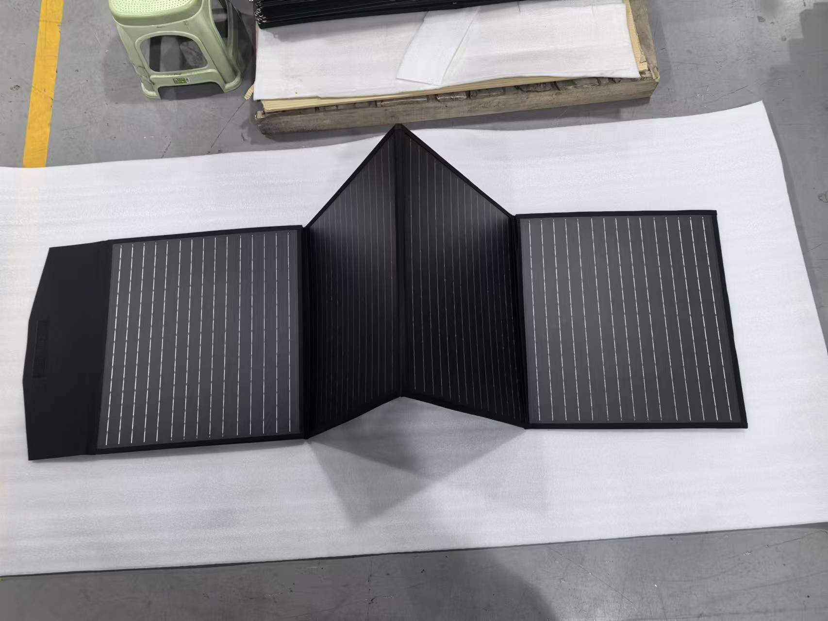 Folding Solar Bag